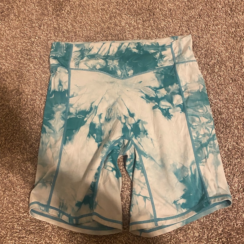 Balance athletica biker shorts